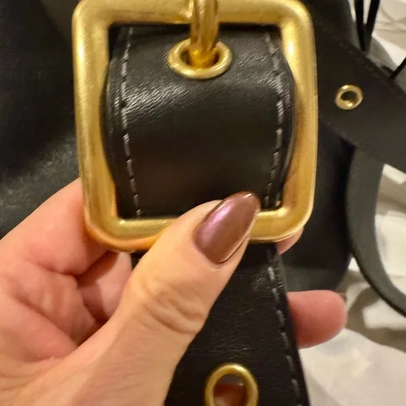 Authentic Coach Black Bleecker Bucket Bag - Picture 11 of 16